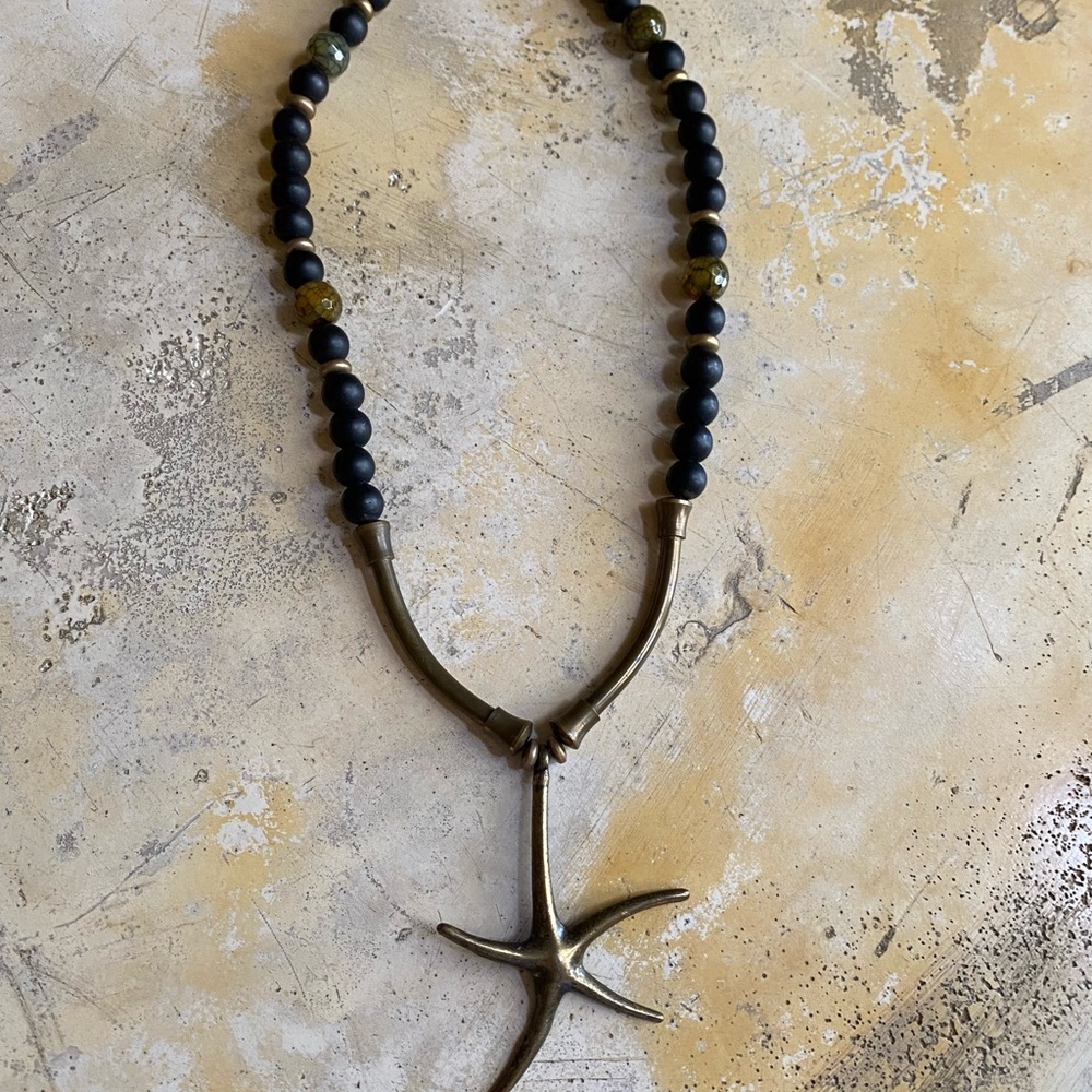Black Beaded Necklace with Starfish Pendant